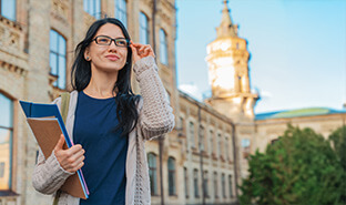 Continúa tus estudios a nivel internacional en Instituto Europeo del Diseño en España e Italia.​