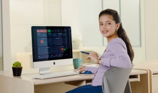 Estudiante de la carrera de Administración de Negocios Internacionales