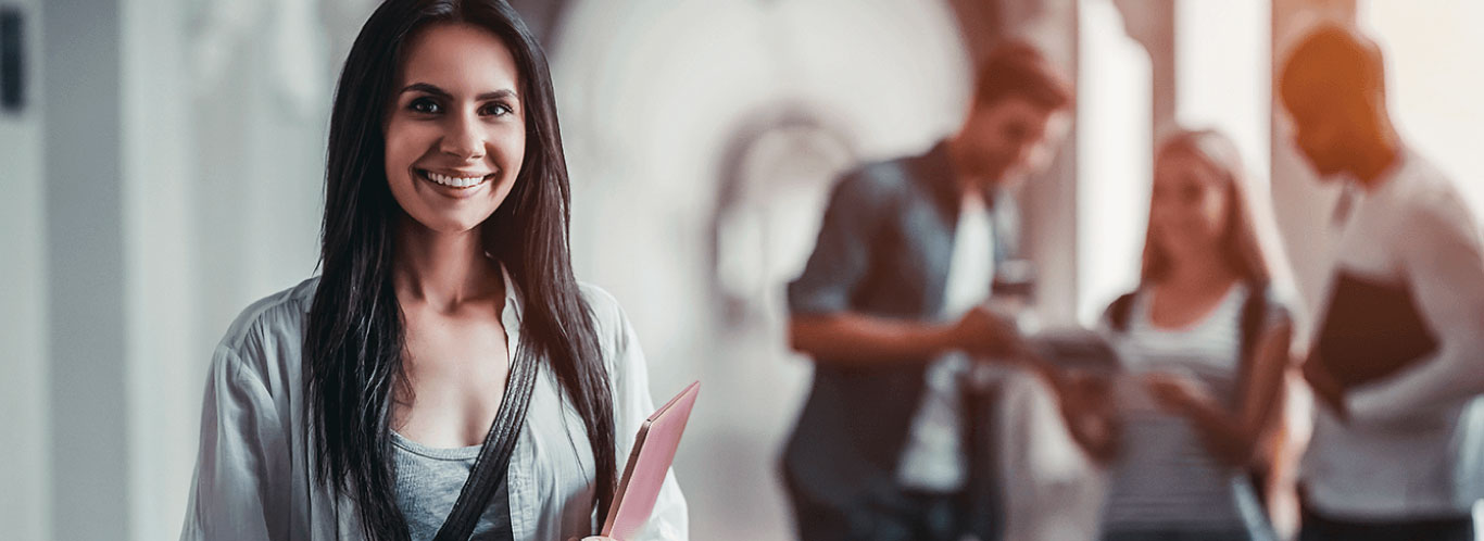 Calidad Educativa trabaja con Carreras Técnicas y Extensión Profesional (Cursos Cortos), contando con un staff de profesionales comprometidos con la misión y visión de la Institución.